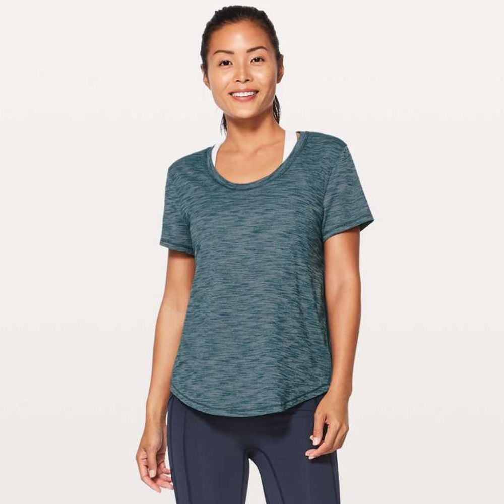 Lululemon Meant to Move Tee